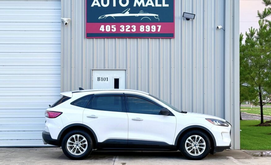 2020 Ford Escape