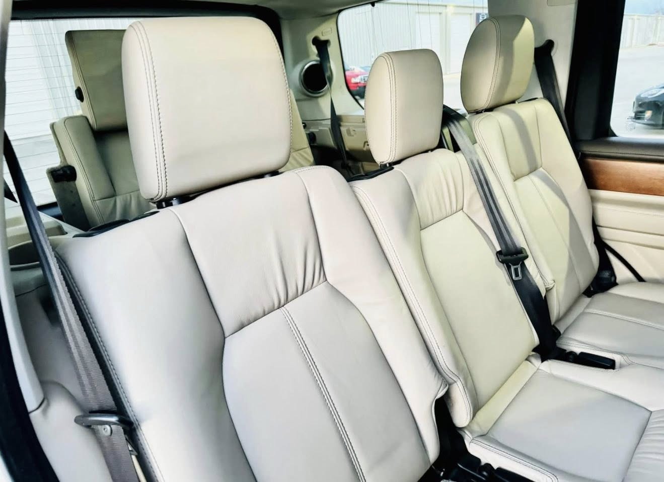 2016 Land Rover LR4