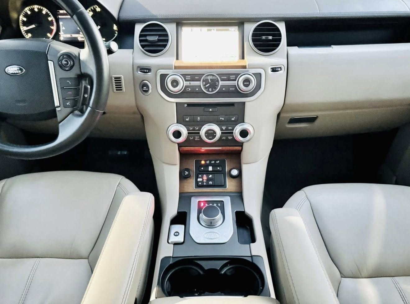 2016 Land Rover LR4