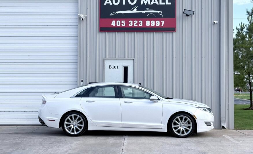 2015 Lincoln MKZ Hybrid Sedan