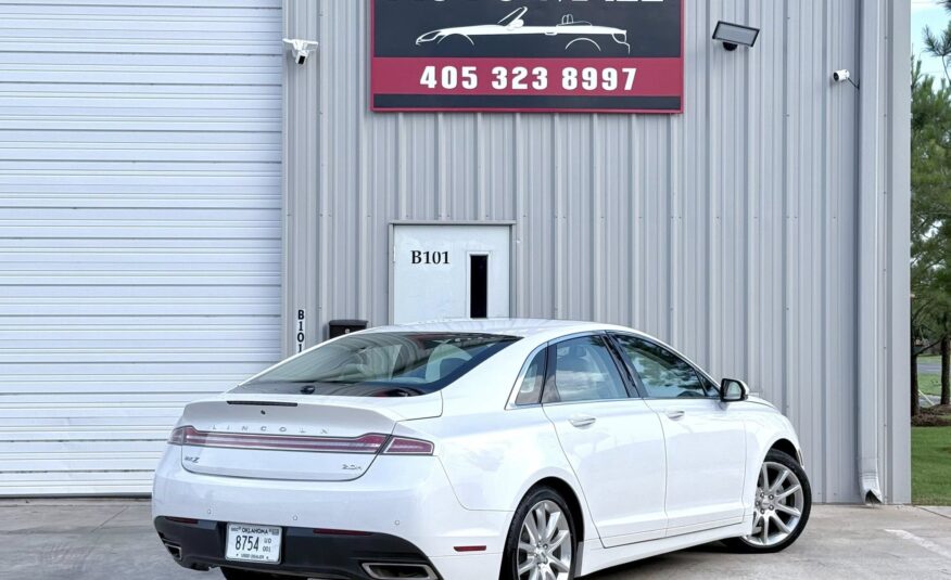 2015 Lincoln MKZ Hybrid Sedan