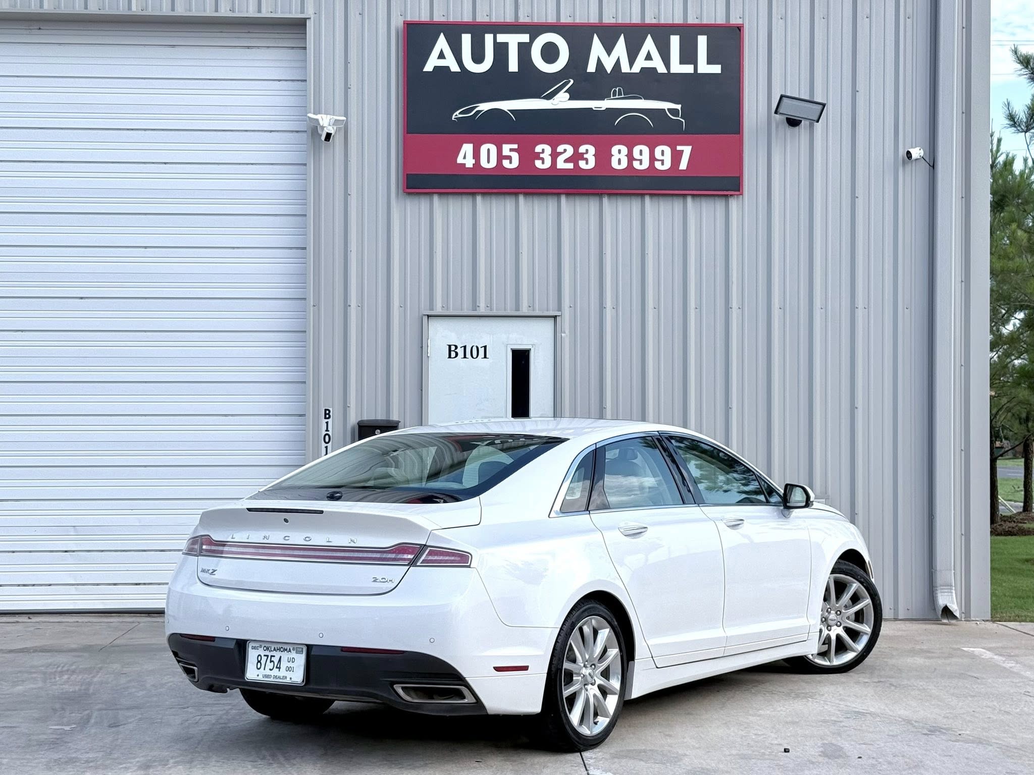 2015 Lincoln MKZ Hybrid Sedan