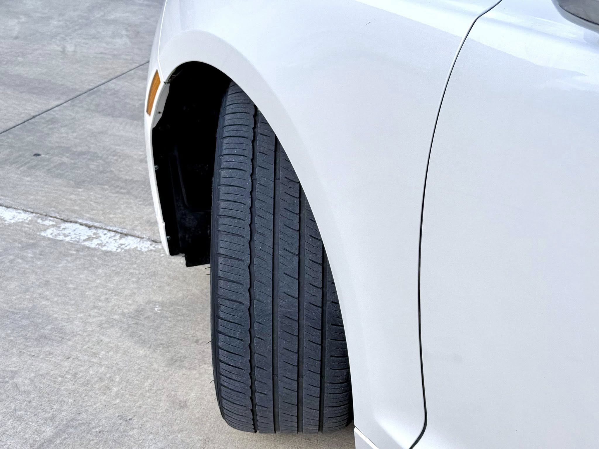 2015 Lincoln MKZ Hybrid Sedan