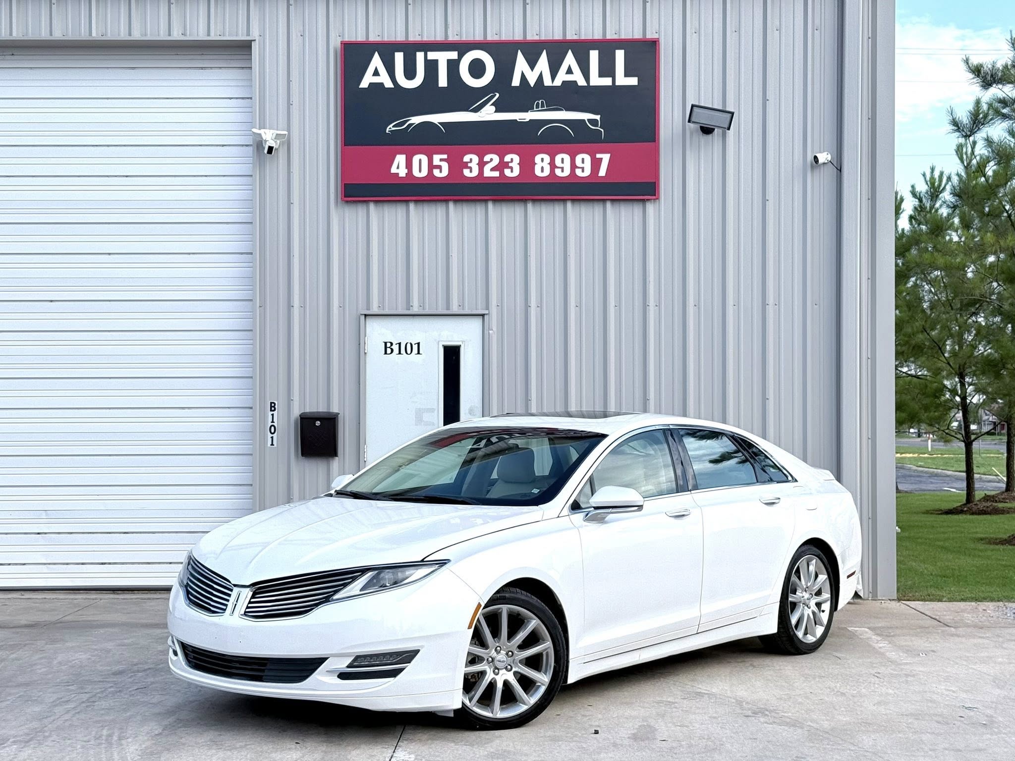 2015 Lincoln MKZ Hybrid Sedan