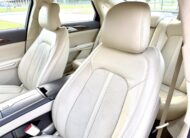 2015 Lincoln MKZ Hybrid Sedan