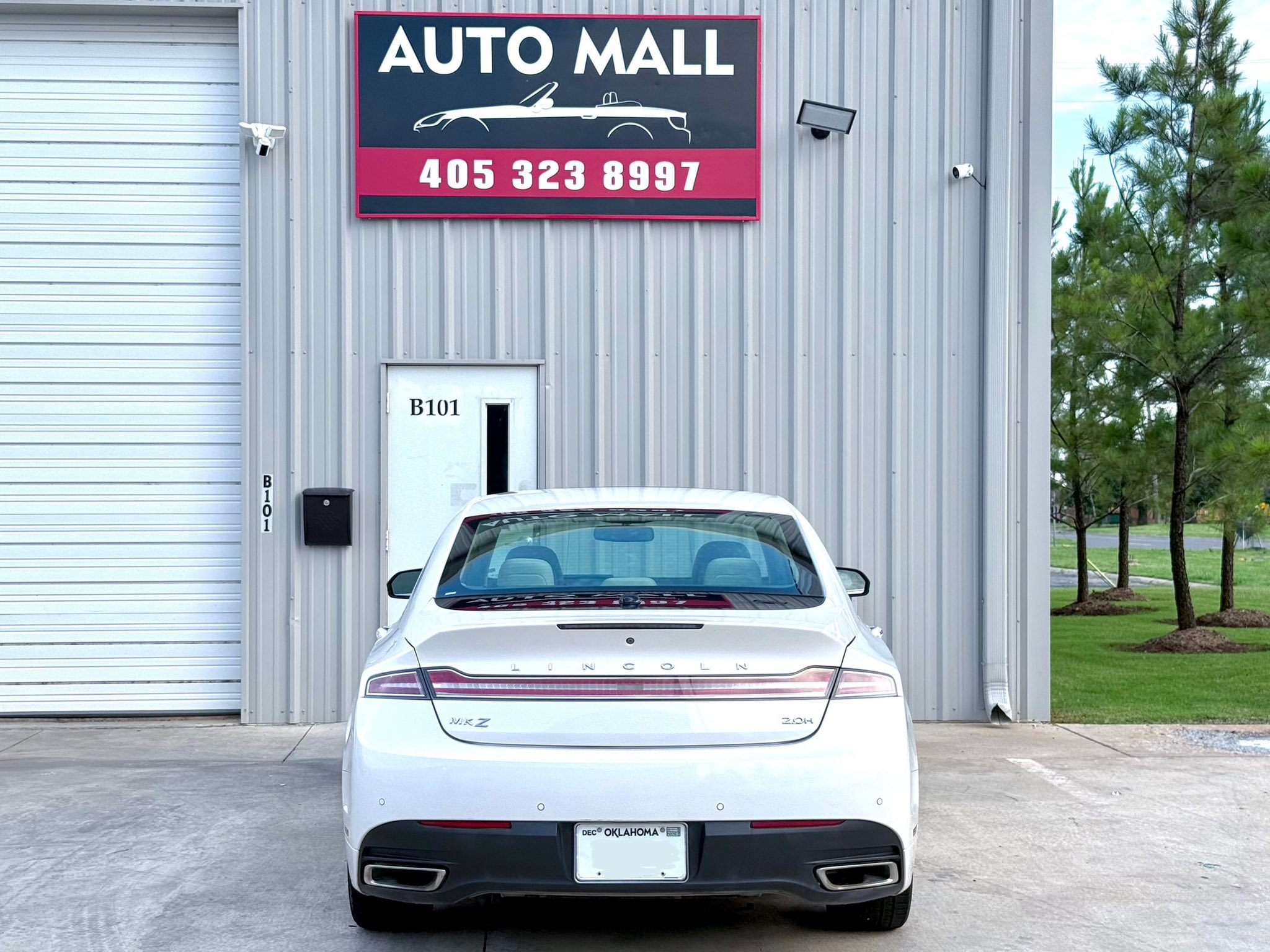 2015 Lincoln MKZ Hybrid Sedan